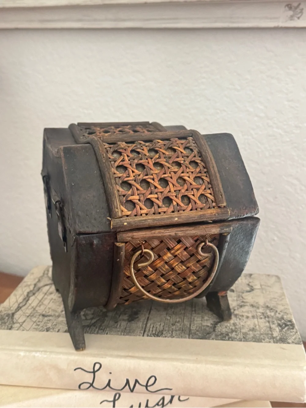 Vintage Inspired Brown Decorative Wicker Wood Chest Box Woven Accent